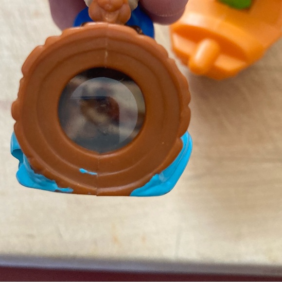 Vintage Disneyland happy meal toys with projector like images of Disneyland ride - Picture 2 of 4